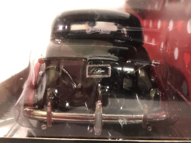 betty boop figure and 1939 chevy master deluxe 1:24 scale jada 30695