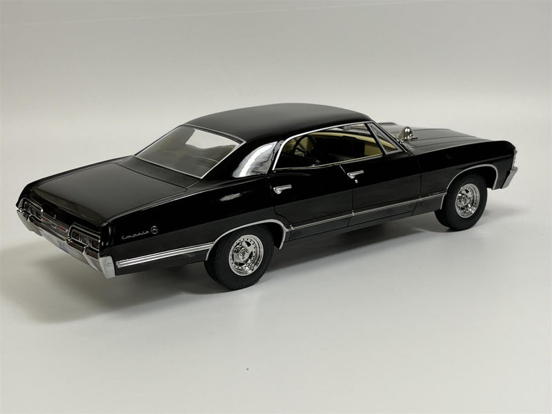 Supernatural Themed Chevrolet Impala Sport Sedan 1967 1:18 Greenlight 19119