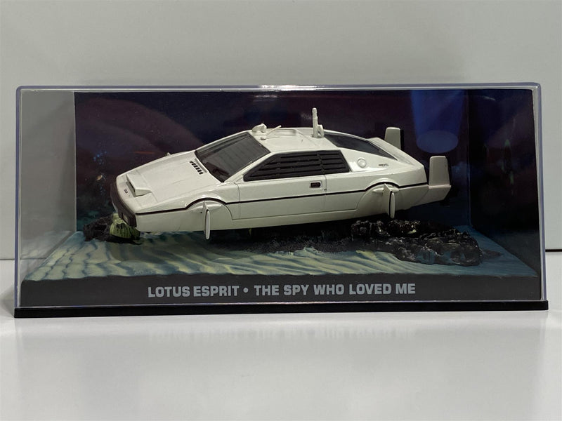 james bond 007 the spy who loved me lotus esprit 1:43 scale new