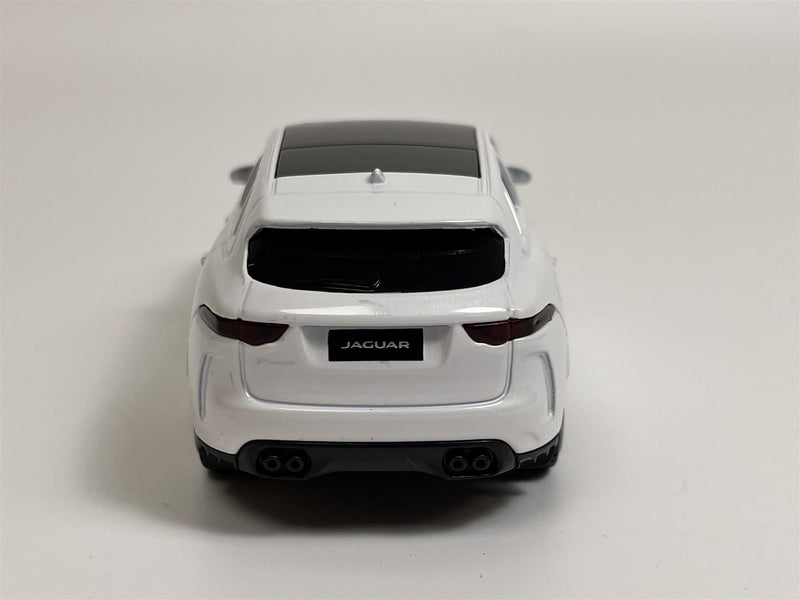 Jaguar F Pace LHD White 1:36 Scale Tayumo 36100027