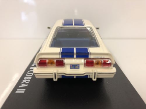 charlies angels 1976-1981 tv series ford mustang ii cobra ii 1:43