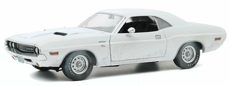 vanishing point 1970 dodge challenger weathered 1:18 greenlight 13582