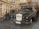 james bond 007 collection daimler limousine casino royale 1:43 scale