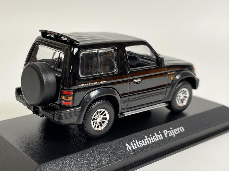 Mitsubishi Pajero 1991 Black 1:43 Maxichamps 940163370