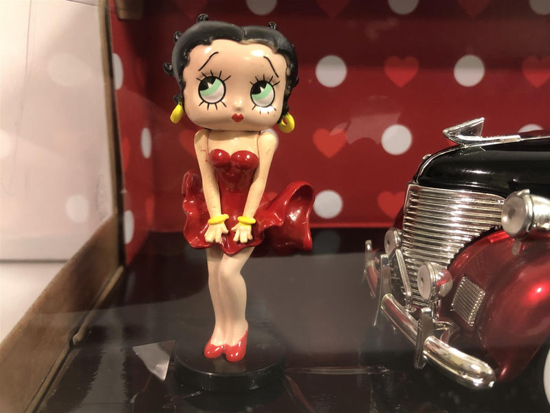 betty boop figure and 1939 chevy master deluxe 1:24 scale jada 30695