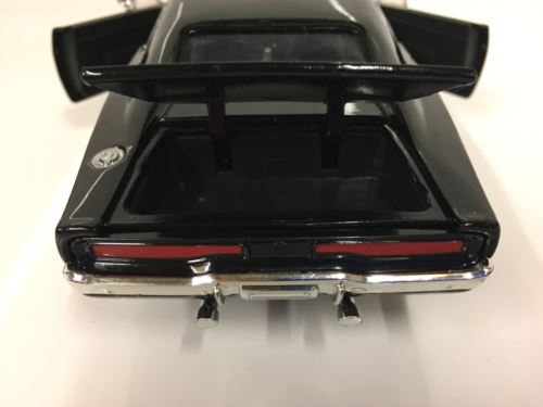 fast and furious doms dodge charger 1970 black 1:24 scale jada