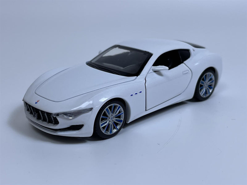 Maserati Alfieri LHD White 1:36 Scale Tayumo 36125210