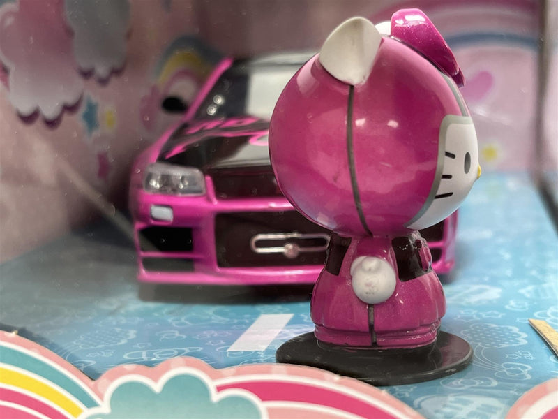 hello kitty figure and 2002 nissan skyline gtr bnr34 1:24 jada 253245003