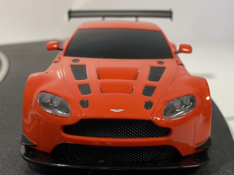 aston martin vantage gt3 red scalextric 1:32 scale unboxed new