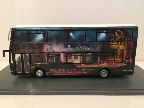 corgi om46511 harry potter warner bros studio shuttle bus 1:72 scale