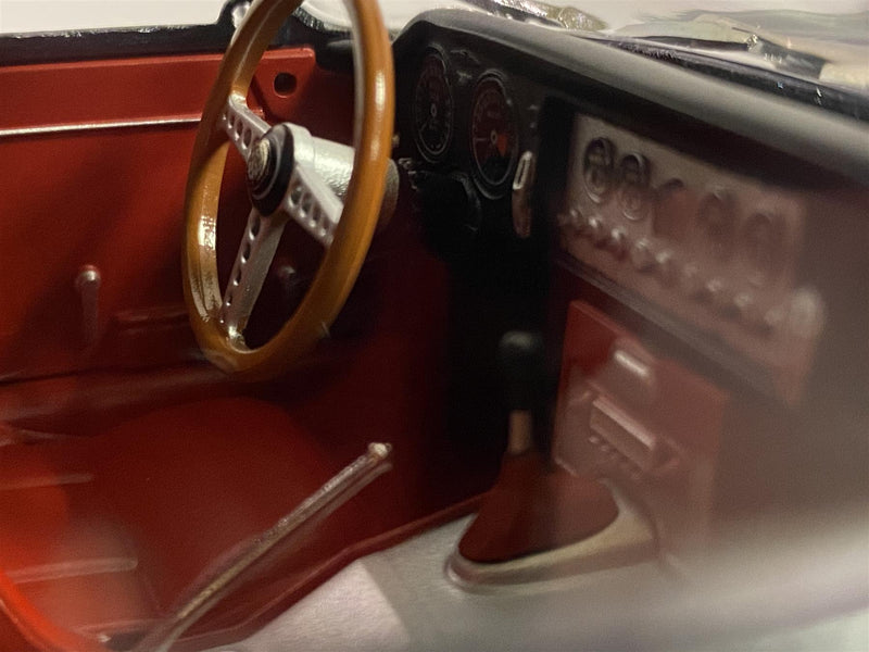 jaguar e type s1 lhd grey red interior 1:18 scale kk scale 180432