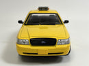 CREED 1999 Ford Crown Victoria Philly Taxi 1:24 Scale Greenlight 84173