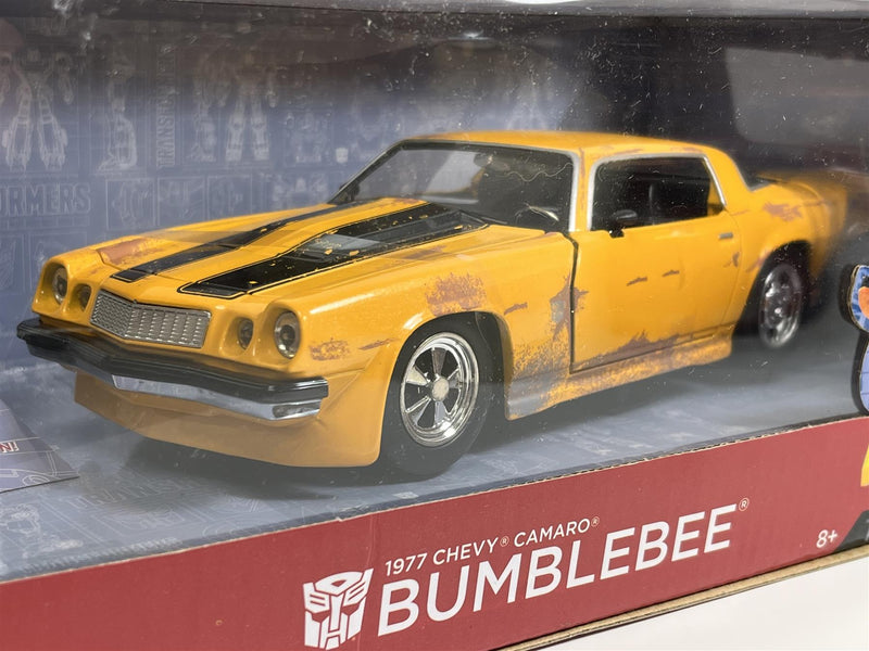 Transformers 1977 Chevy Camaro Bumble Bee with Collectible Coin 1:24 Jada 253115001