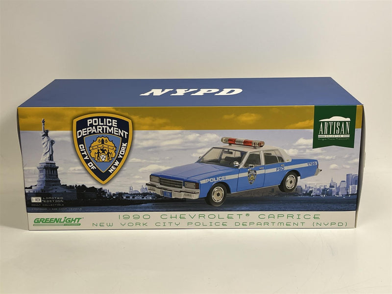 NYPD Chevrolet Caprice 1990 Artisan Collection 1:18 Scale Greenlight 19106