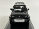 Mitsubishi Pajero 1991 Black 1:43 Maxichamps 940163370