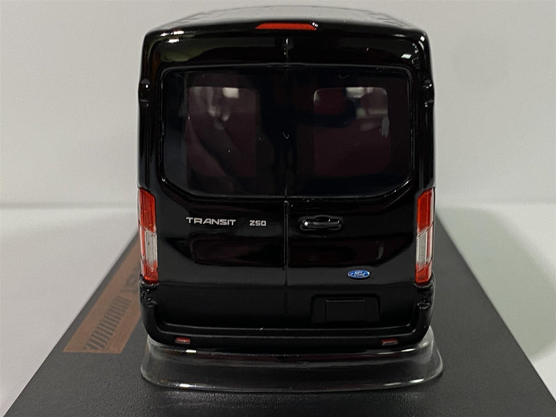 ford transit jumbo black 1:43 scale greenlight 86040