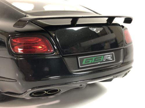 almost real 830402 bentley continental gt3-r 2015 cumbrian green 1:18 scale