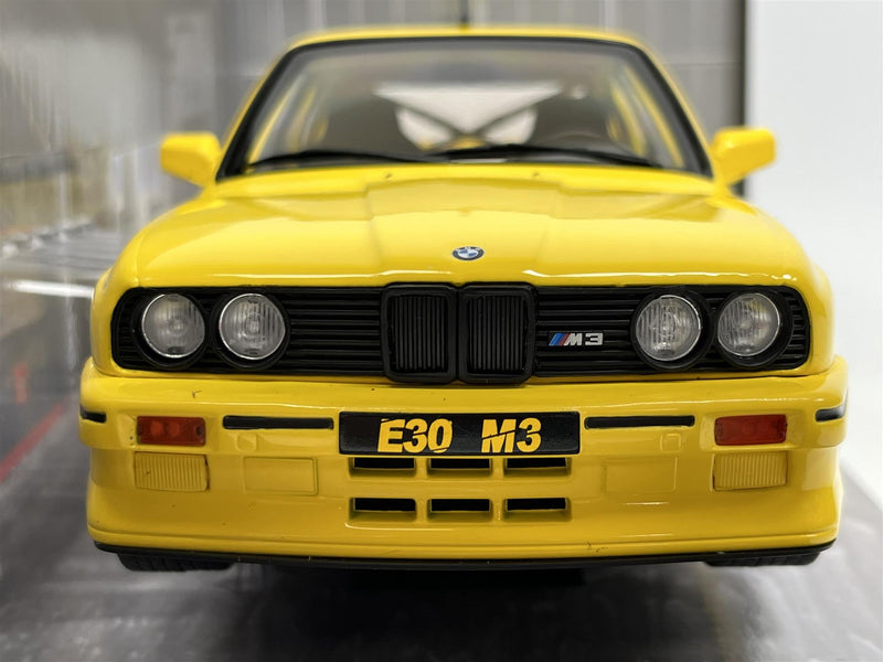 BMW M3 E30 ST Fighter Yellow 1990 1:18 Scale Solido 1801513 – Mcslots