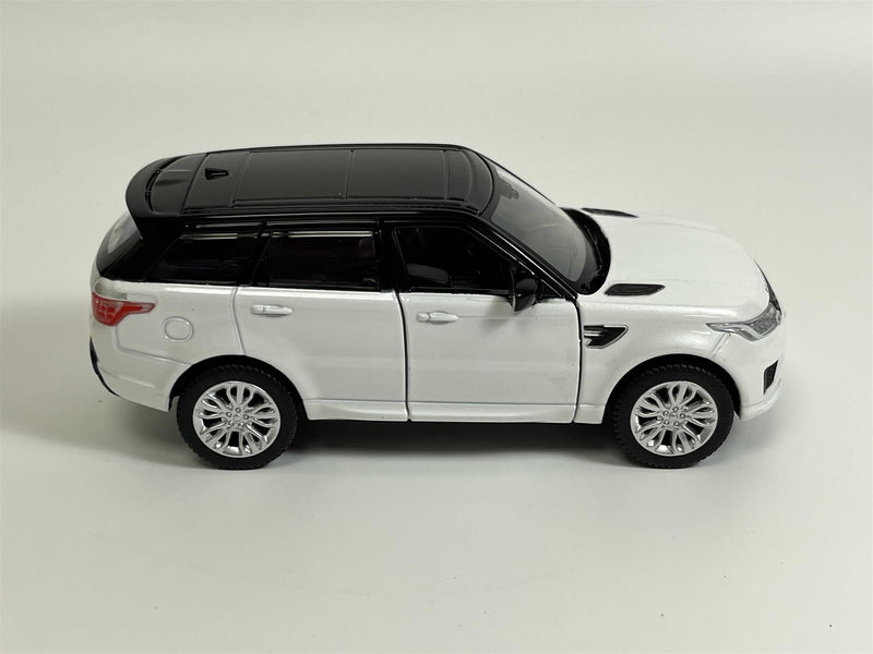 Range Rover Sport White LHD 1:36 Scale Pull & Go Tayumo 36100015