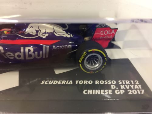 minichamps 417170026 d kvyat scuderia toro rosso str12 china 2017