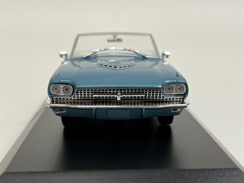 Thelma & Louise 1966 Ford Thunderbird Convertible Blue 1:43 Greenlight 86617