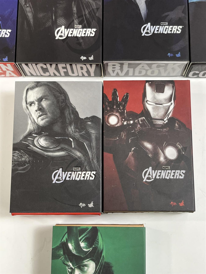 Avengers 10 Assorted Hot Toys Art Magnet Packs 10 Per Box 6-7cm