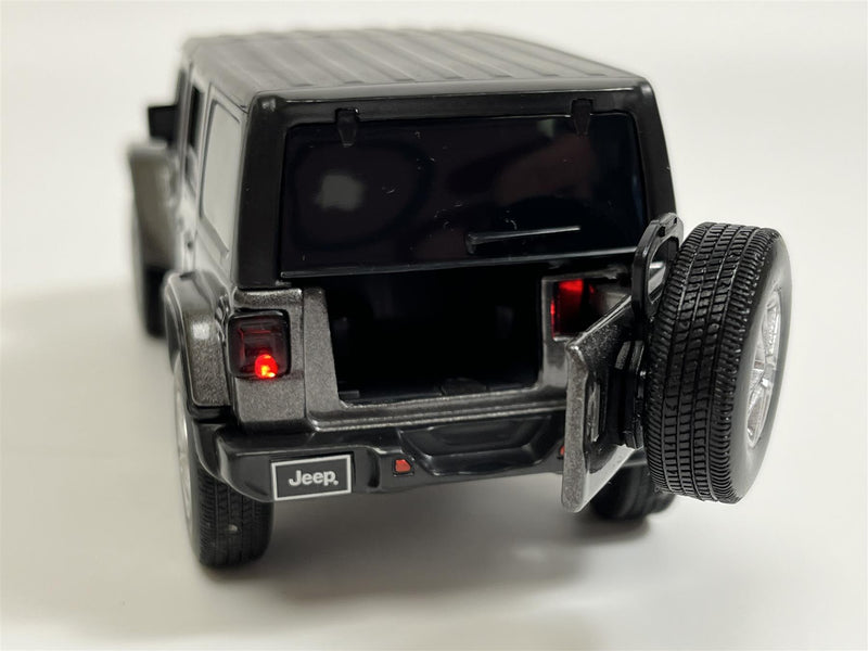 Jeep Wrangler Sahara Granite Chrystal LHD 1:32 Light & Sound Tayumo 32170015