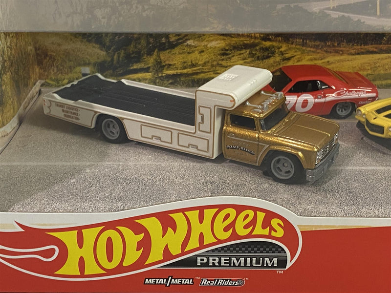 hot wheels real riders  4 model set going to the races 1:64 scale gmh39 956e