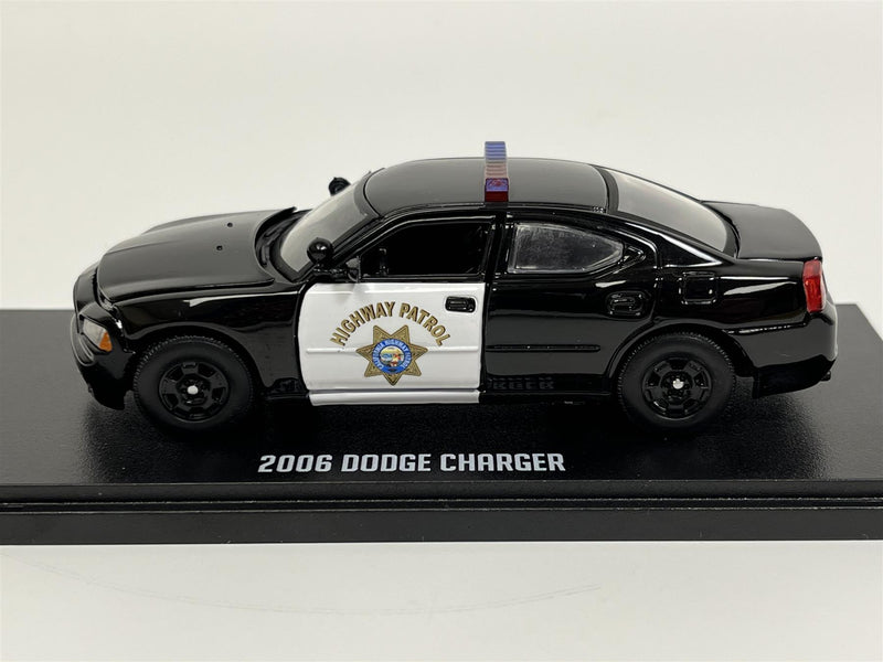 The Rookie 2006 Dodge Charger Black White 1:43 Scale Greenlight 86634