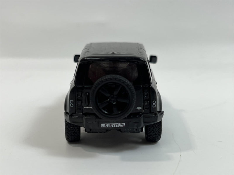 Land Rover Defender 110 Black Metallic 1:64 Scale Tarmac Works 020BK