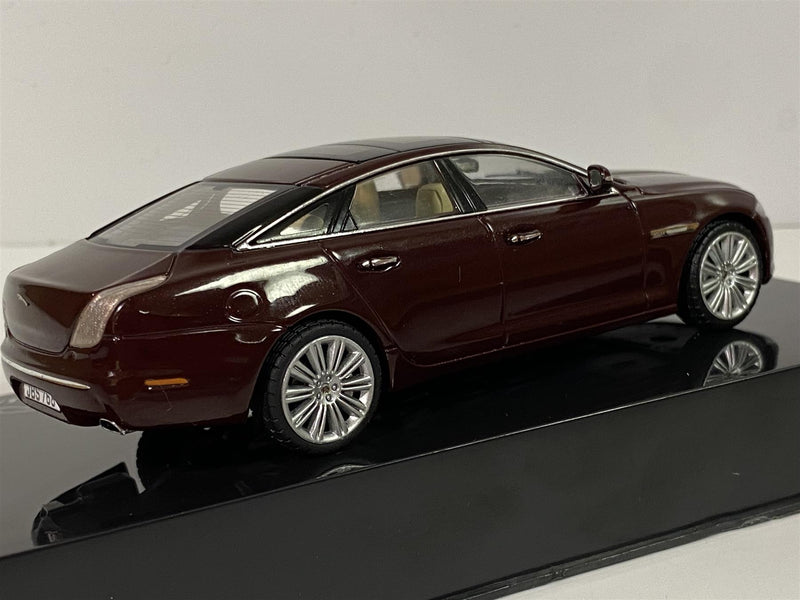 jaguar xj caviar oxblood maroon 1:43 scale ixo new boxed