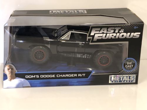 fast and furious doms dodge charger rt 1:24 scale jada 97038