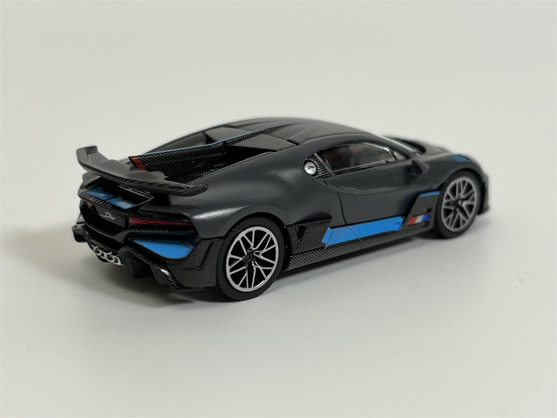 Bugatti Divo Presentation LHD Black 1:64 Scale Mini GT MGT00474L