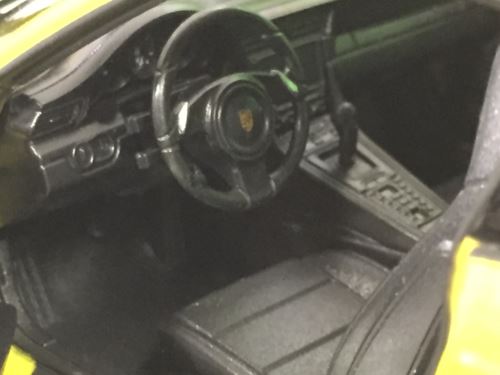 porsche 911 (991) carrera s yellow welly 24040 scale 1:24-27 new